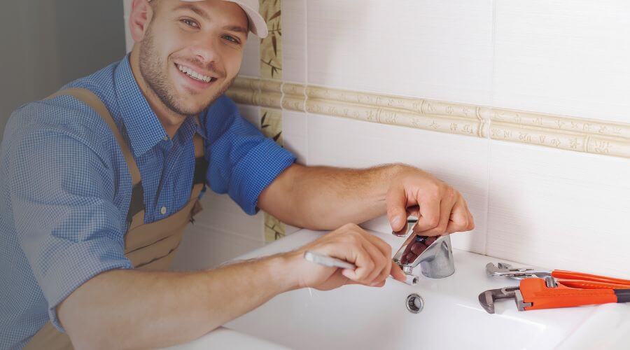 Handle or spout repair in Milnesand, NM